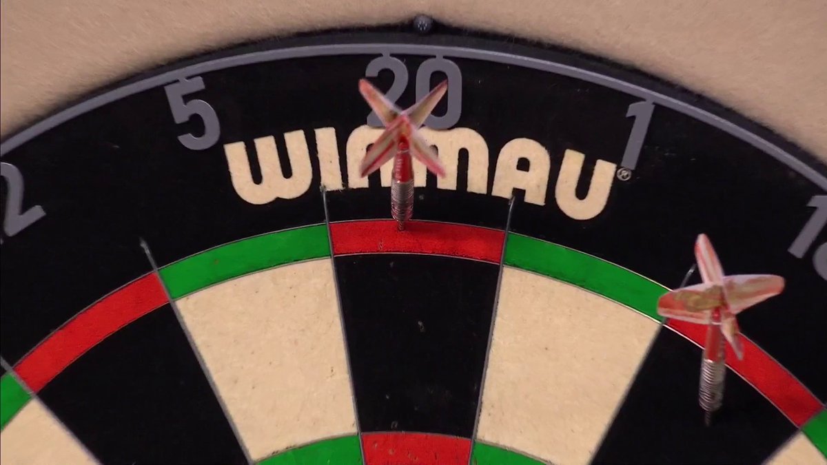 Utter domination from Michael Smith! 😲 Your winner on Night One of the Premier League! 🏆