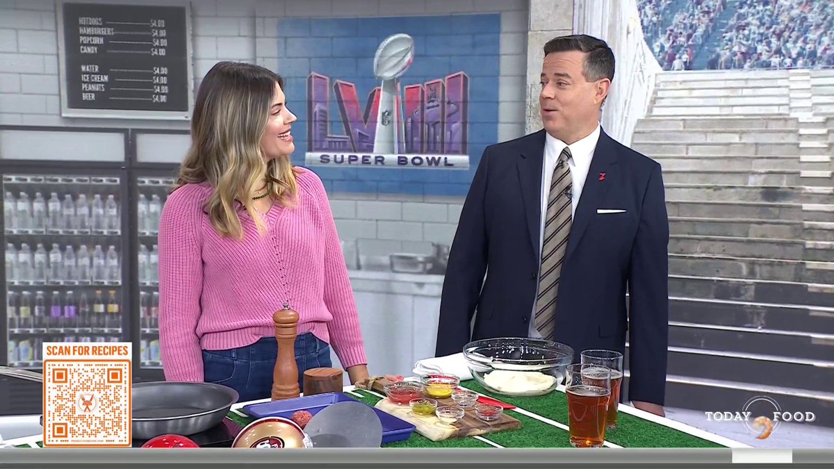 Siri Daly stops to cook up some delicious #SuperBowl snacks alongside husband Carson Daly! ❤️