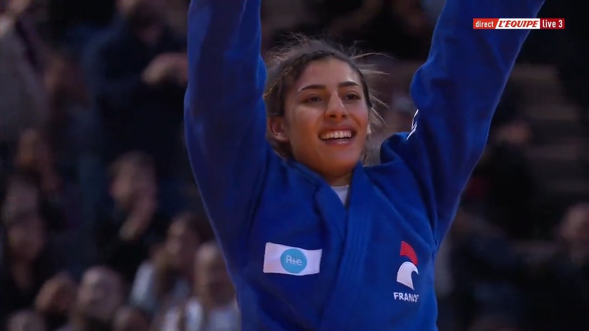 Shirine Boukli remporte le #ParisGrandSlam2024 après un combat totalement fou ! 💪🇫🇷 #lequipeJUDO