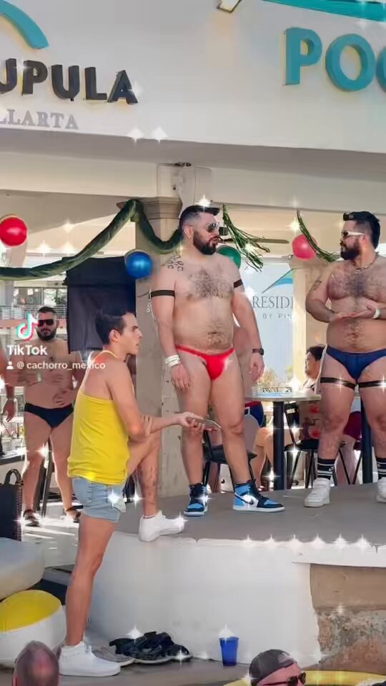 🧸🏝️- Thank you very much for this incredible invitation @CasaCupula The Adam &amp; Steve party was very fun, see you very soon for more surprises Cachorro 🐾 🖤 🧸 Padre Santo - Bañadores, tangas y suspensorios disponibles en cachorro_catalogo 🐾 -