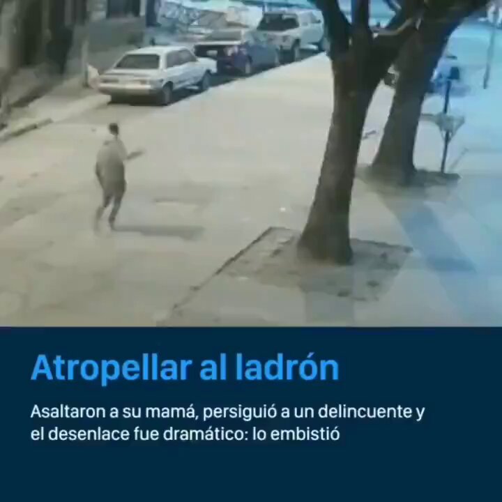 🚨I Asaltaron a su madre, persiguió al ladrón y le aplicó una tremenda dosis de choqueterapia💥 Luego procede a reírse en su cara. 😂 ¿Este es tu héroe? Porque el mio si. 😎
