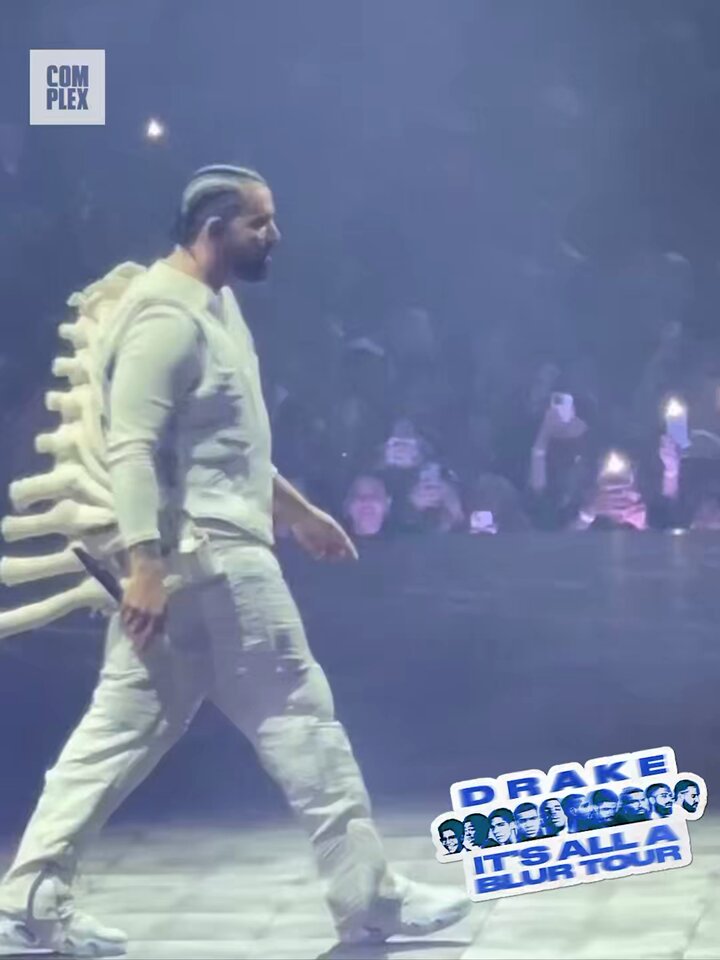 What is Drake wearing? 🤔 #ItsAllABlurTour