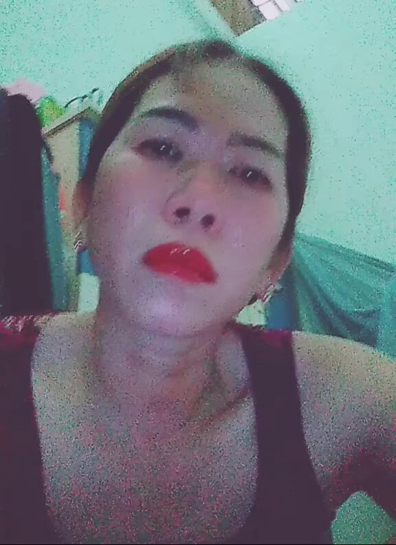 Hạnh : e thèm tinh trùng muốn bú