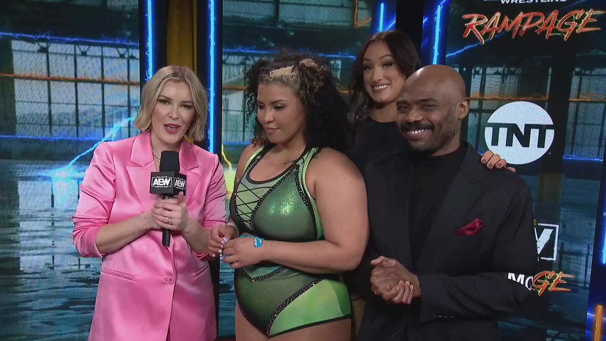 Willow Nightingale, Kris Statlander and Stokely Hathaway just wanted to talk to Renee Paquette...then the shouting started... Watch #AEWRampage on TNT! Willow Nightingale | Kris Statlander | @StokelyHathaway | Renee Paquette | SARAYA | Ruby Soho | @itsdanni_ellexo