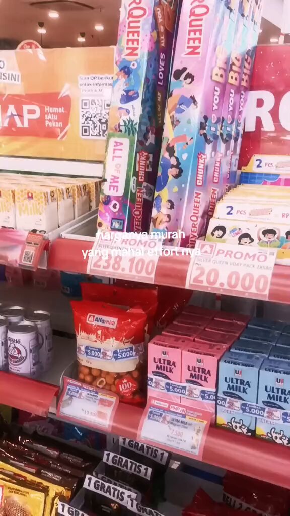 Dapet coklat gak ya 😌😌😌 bulan ini. Bm silverqueen 1kg 🤣