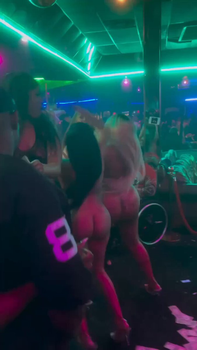 Follow NFL Black Savage For More Videos #fight #fightingvideos #fightsvideos #fights #fightvid #fightvids #worldstarfights #revenge #schoolfight #streetfights #girlfights #memes #hoodbrawls #instantkarma #girlfight #schoolfights #ko #knockout #hoodfights