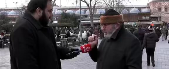 Hassiktir bunanış moruk sen siktir ol git Türkiye’den..