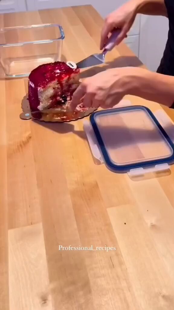 คุณผู้ชมคะ เก็บแบบนี้มันดีย์มั่กๆ .. 😬🥹🥰😘😘🎂 via:ig@professional_recipes
