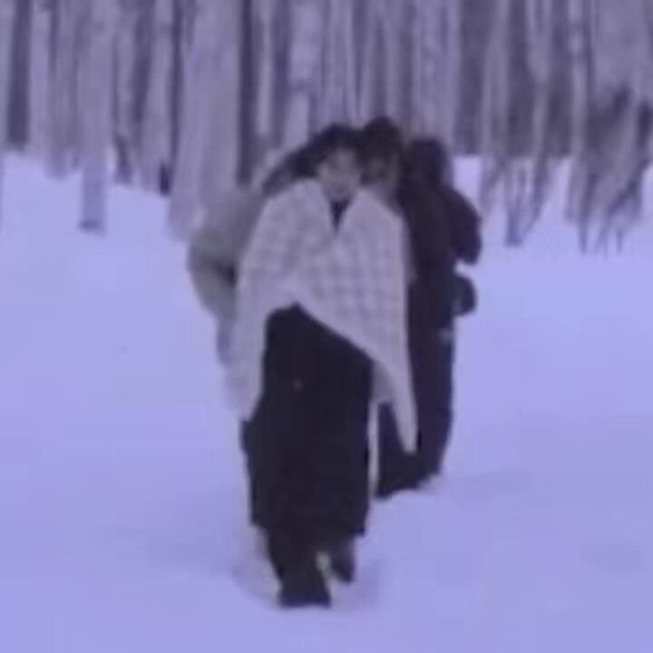 담요 뒤집어썼지만 냥풍당당하게 사람들 이끌고 오는 거 너무 귀여워 애니메이션같앸ㅋㅋㅋㅋㅋㅋㅋㅋㅋㅋㅋㅋㅋㅋㅋㅋㅋㅋㅋㅋㅋㅋㅋㅋㅋㅋㅋㅋㅋ
