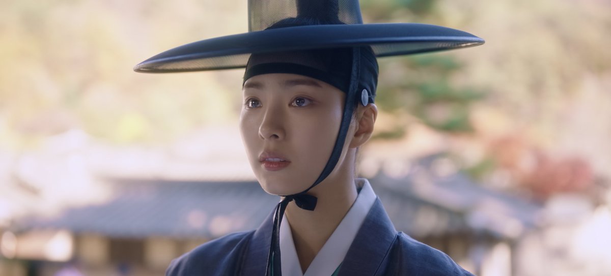 ซีจือนี่ได้ยินเสียงนี้ คุ้นกันมั้ยครับ เพราะนี่คือเสียงเจ้าพ่อ OST พี่แทอิล เค้าร้องเพลงประกอบซีรีส์ #CaptivatingTheKing ด้วยนะ ถ้าอยากได้ยินเสียงหวานๆ ตัดความขมเข้มข้นของซากึกเรื่องนี้ ก็ไปเจอกันทุกคืนเสาร์-อาทิตย์ ที่ #NetflixTH นะ #Taeil #แทอิล #NCT #NCT127