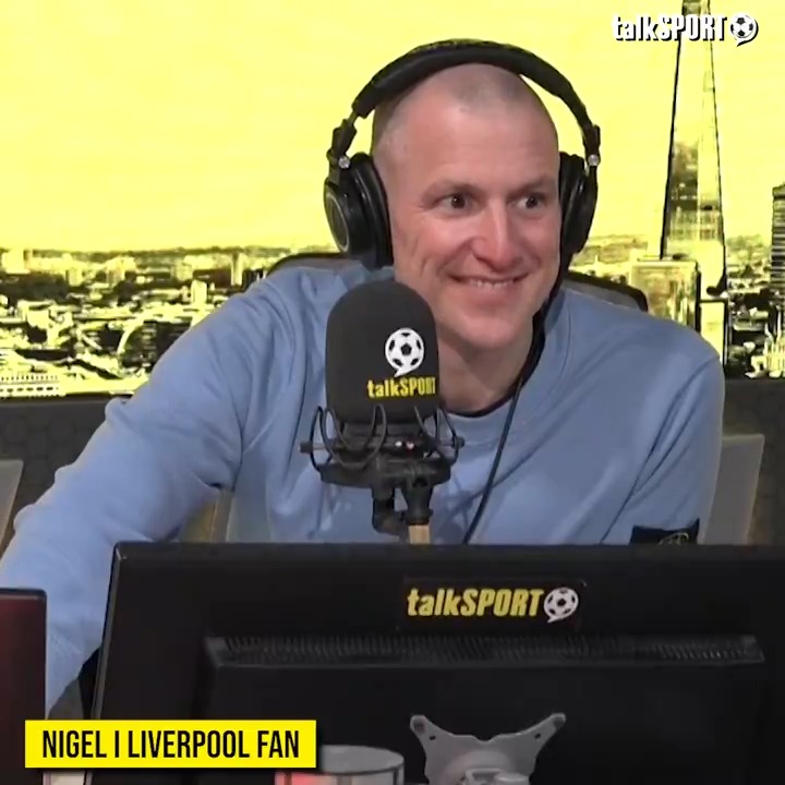 😬 "Everyone would wish they had a manager like Klopp!" 😱 "Klopp is the best Premier League manager since Ferguson." 👀 "I'm going to prove my point!" This Liverpool fan echoes #LFC Jurgen Klopp as the best Premier League manager since Sir Alex Ferguson!
