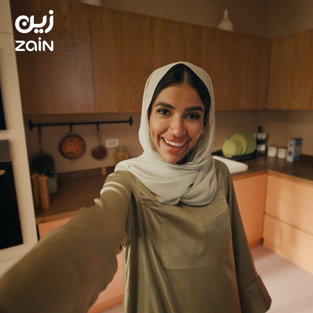 ريم عندها باقة ريم 👩🏻 و وليد عنده باقة وليد 💆🏻♂️ و عبدالله عنده باقة عبدالله... 💁🏾♂️ وانت بعد تقدر تفصّل باقتك على مقاسك عبر #تطبيق_زين 💚 📱