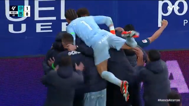 EN EL 93' Y PARA SALIR DEL DESCENSO. El tanto de Obeng que le dio la victoria al SD Huesca sobre la bocina. #LaCasadelFútbol #LALIGAHYPERMOTION