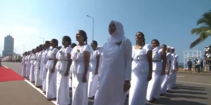 The national anthem “Sri Lanka Matha / Sri Lanka Thaaye” sung in both Sinhala and Tamil languages during the 76th Independence Day Ceremony 🇱🇰 ❤ Proud 🇱🇰 ❤ #LKA #SriLanka #IndependenceDay #IndependenceDaySL #LKA76