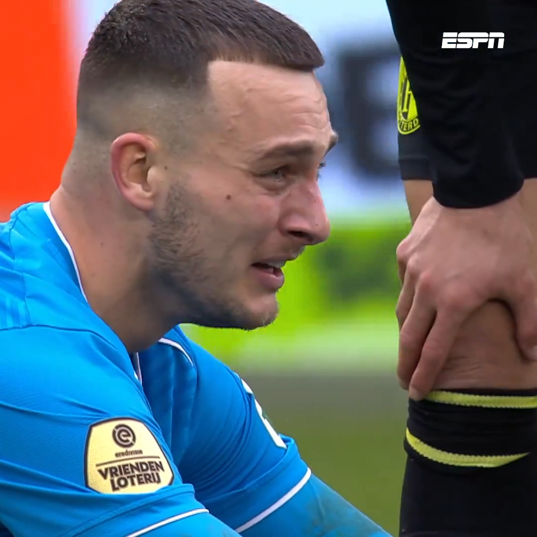 Drama voor Justin Bijlow: Feyenoord-doelman verlaat het veld in tranen 😢 #azfey