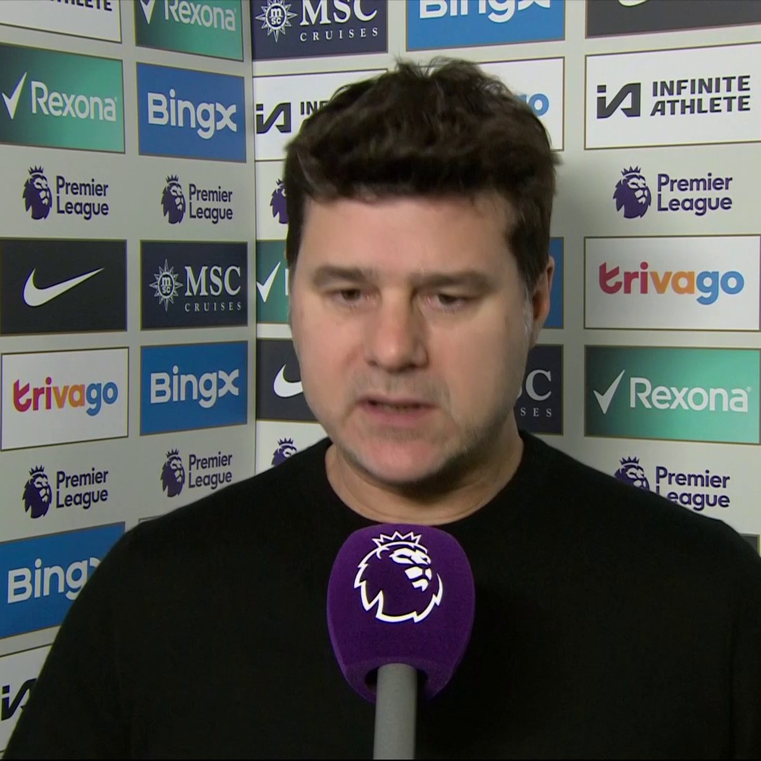 Mauricio Pochettino apologises to the Chelsea fans after their 4-2 home loss to Wolves 🐺