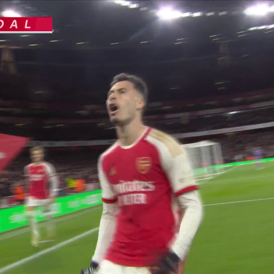 Eurosnobs will have you convinced bad defending happens "only in MLS" This is the Premier League title race...