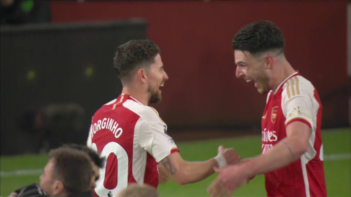 "I just still think there is a little bit of immaturity" Gary Neville on Arsenal celebrating after their 3-1 win against Liverpool 🎉