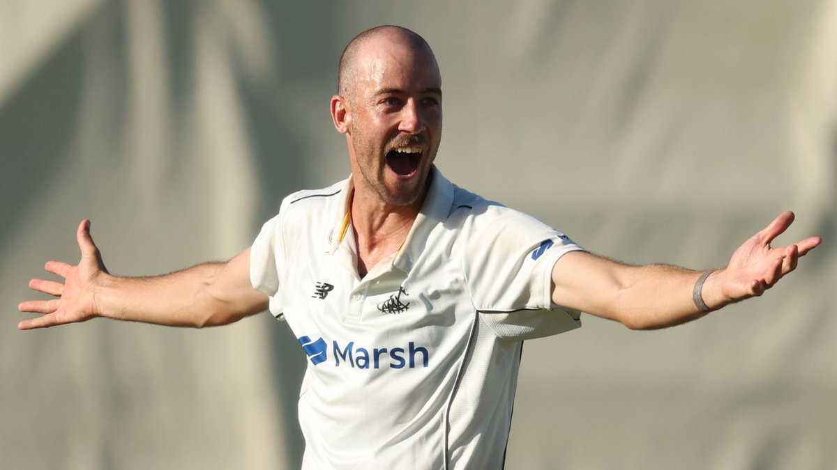 There was an appeal for 'obstructing the field' in the #SheffieldShield yesterday. Should this have been given out, or was the right decision made?