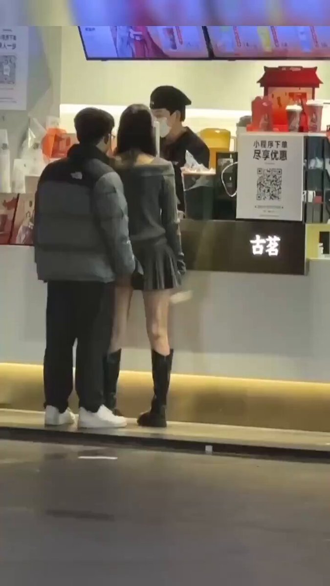 应该一手的逼水了吧 #反差 #露出 #人妻 #母狗 #母狗任务 #反差婊 #扣逼
