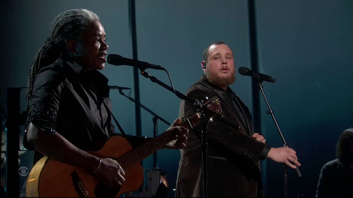 Tracy Chapman, who has not performed in public in years, performs "Fast Car" with Luke Combs at the #Grammys: