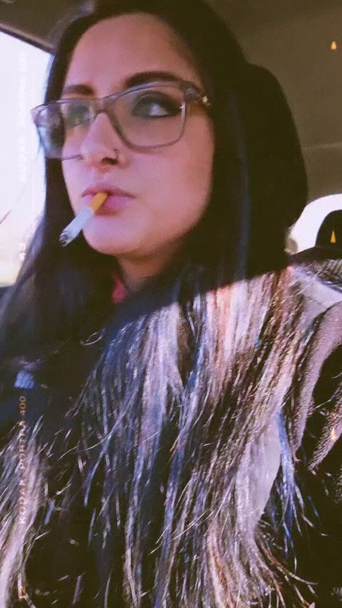 All dangles while driving🥰❤️🚬💋