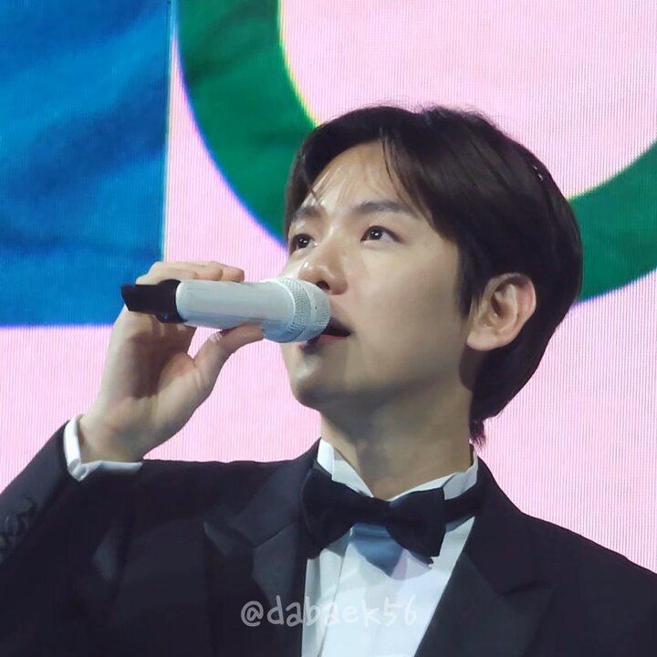 240203 과자파티 부산 2회차 #백현 오빠가 불편해? 오빠가 어려워? 오빠가 싫어? 오빠가 잘할게 마지막 이 오빠가가 참... 할때가 제일좋음