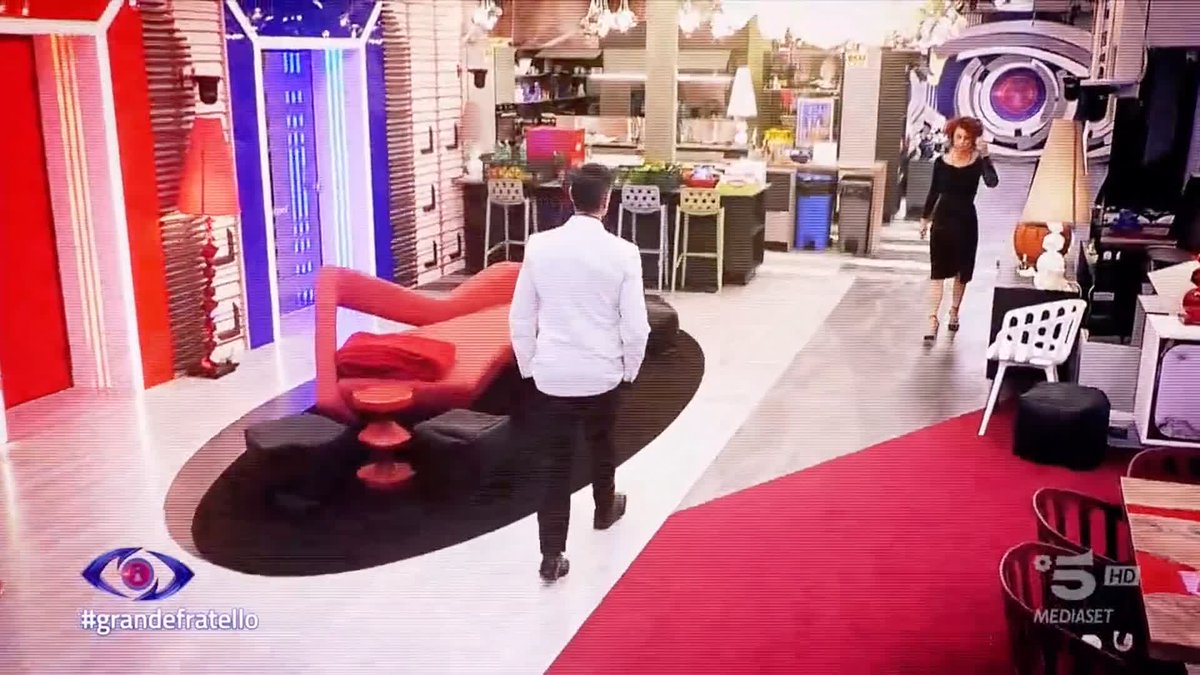 Pensavate che la conflittualità tra Beatrice e Massimiliano fosse passata...? No, affatto... #GrandeFratello