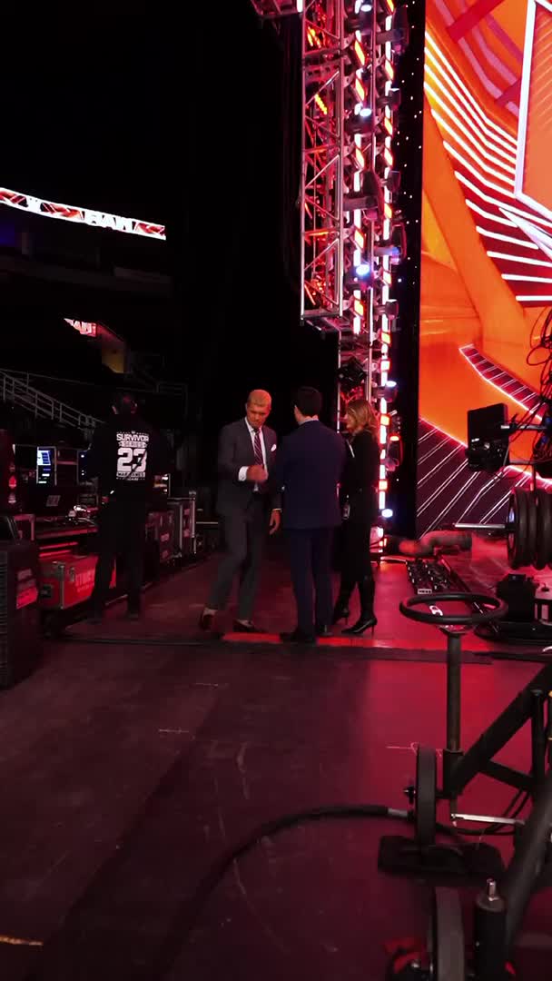 .Cody Rhodes is in the building! The American Nightmare takes on Shinsuke Nakamura in a Bull Rope Match TONIGHT on #WWERaw! 8/7c USA Network