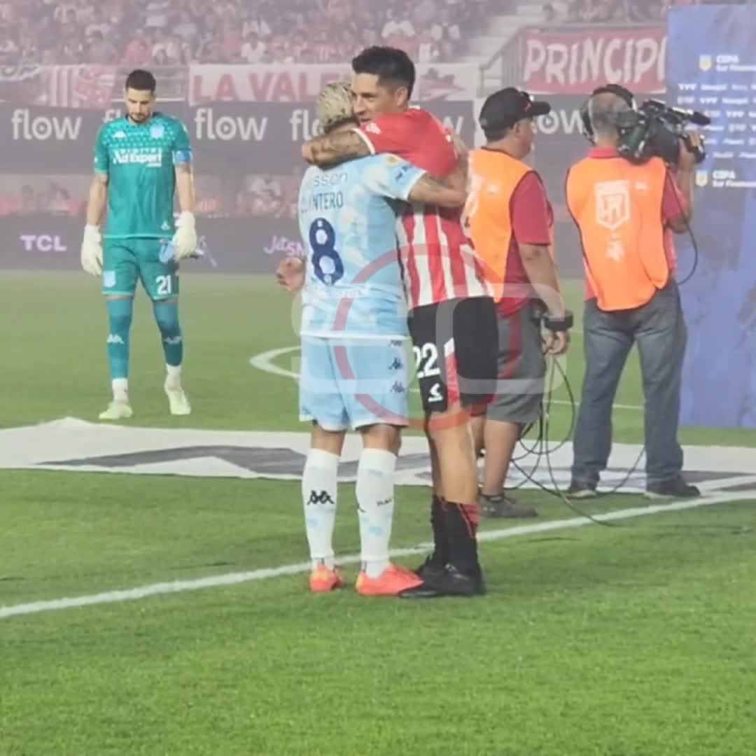 Juanfer y Enzo. A este video le sobra FÚTBOL ⚽️❤️