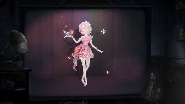わあ!お花の妖精さんのツェレさん…! ピンクのバラの花言葉が似合う 可憐で美しい少女なの! オルゴールの中心には大きなハート!❤ 妖精さんが愛を祝福してるみたいなの♪ バレンタインデーテーマURパックは 2/14にショップに登場! ツェレさんからの愛を受け取ろうなの! #IdentityV #第五人格