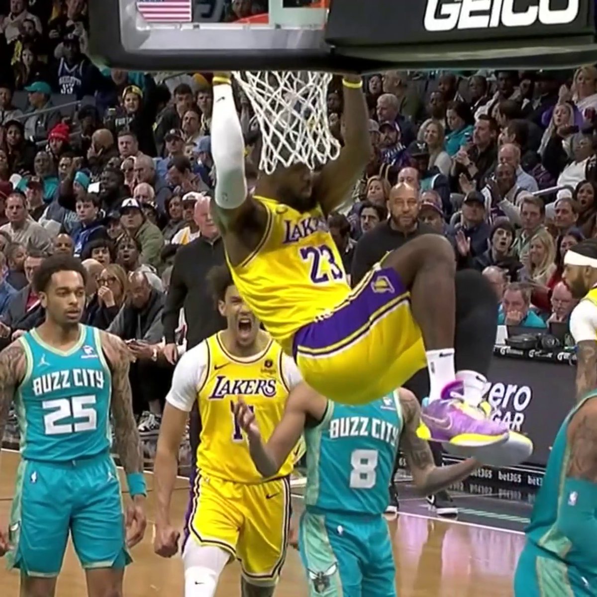 LeBron James 39 años Nada más que decir 👑
