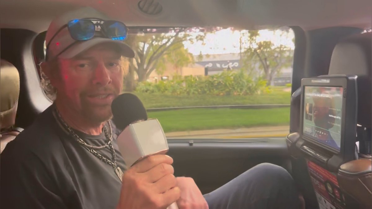 One of Toby Keith’s last gifts to us was this video of him singing Courtesy of the Red White and Blue on a karaoke machine in the back of an Uber