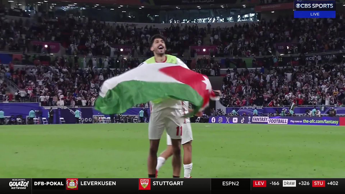 ABSOLUTE SCENES AS JORDAN MAKE HISTORY BY REACHING THEIR FIRST-EVER AFC ASIAN CUP FINAL. 👏 🇯🇴