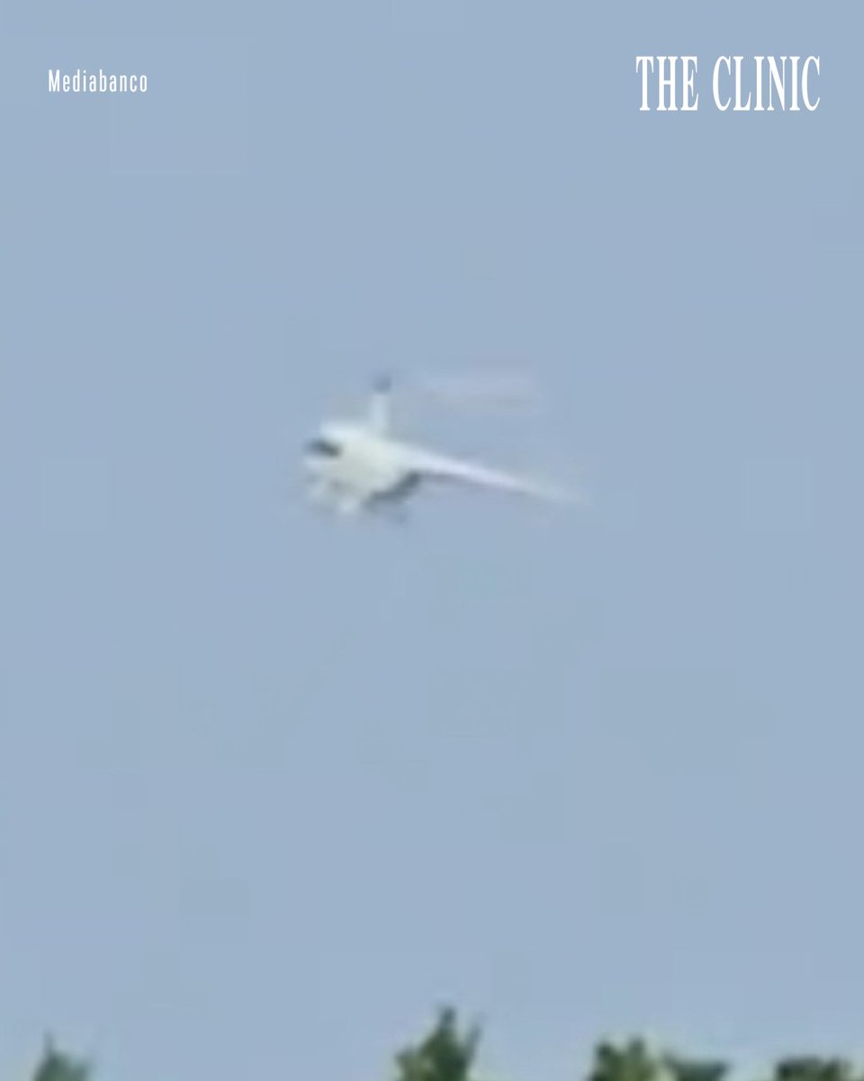 🔴 Un registro obtenido por la agencia Mediabanco muestra el helicóptero del expresidente Sebastián Piñera minutos antes de capotar en el Lago Ranco, en la región de Los Ríos. El material podría dar pistas en la investigación en curso »