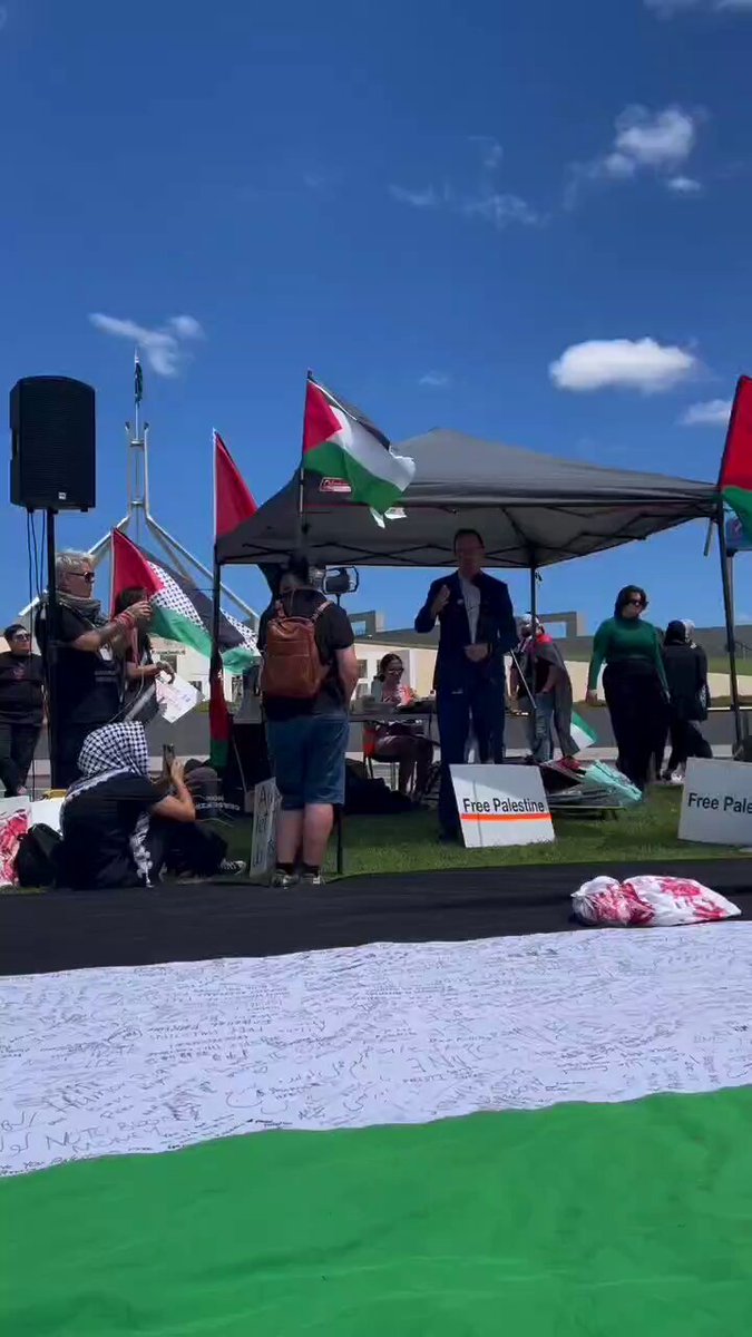 Australia must be on the right side of history, call for an immediate ceasefire, stop the military exports to Israel and end the occupation of Palestine. This government is hiding and gaslighting, but the community is demanding change.