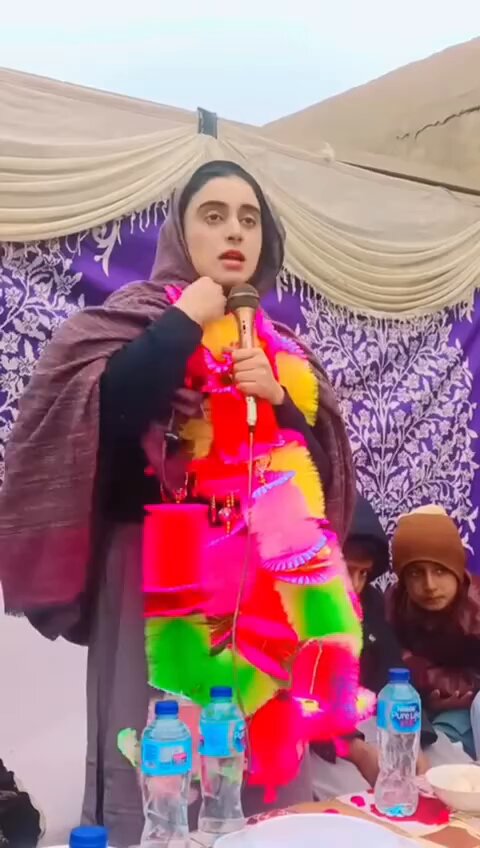مریم نواز+شہبازشریف+حمزہ شہباز= دادا کی پوتی 😂