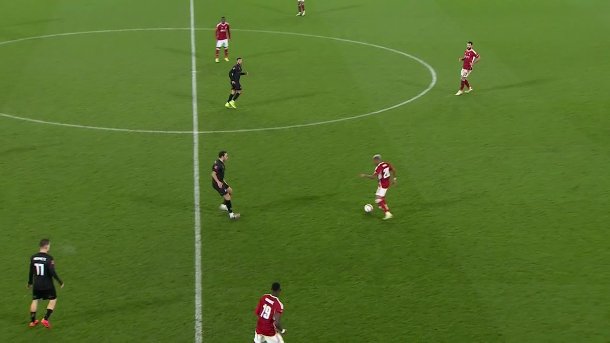 A huge chance goes by for Bristol City FC! 😱 #EmiratesFACup