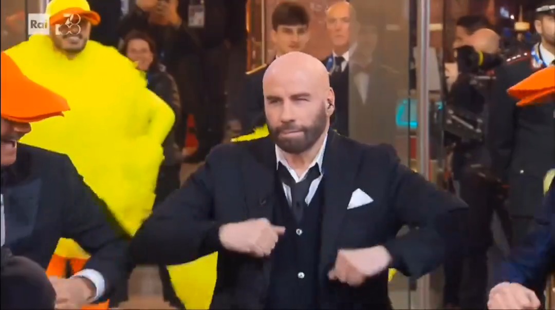 John Travolta 24h prima di essere scaricato da Hollywood e famiglia #Sanremo2024