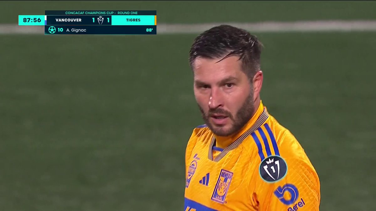 Sus ídolos en blanco y negro seguramente eran muy buenos, pero lo que hace este tipo difícilmente lo harían en la actualidad. Les guste o no, acepten que Gignac Andre-pierre está en la discusión junto a Cardozo para ser el mejor extranjero de nuestro fútbol.