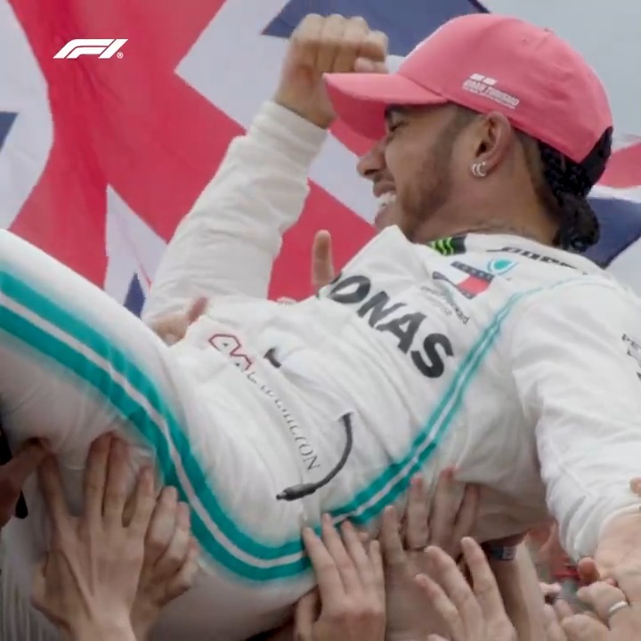 It's a racer's track where legends are made 🤩 Here's to 10 more years racing at Silverstone 🇬🇧 #F1 #BritishGP