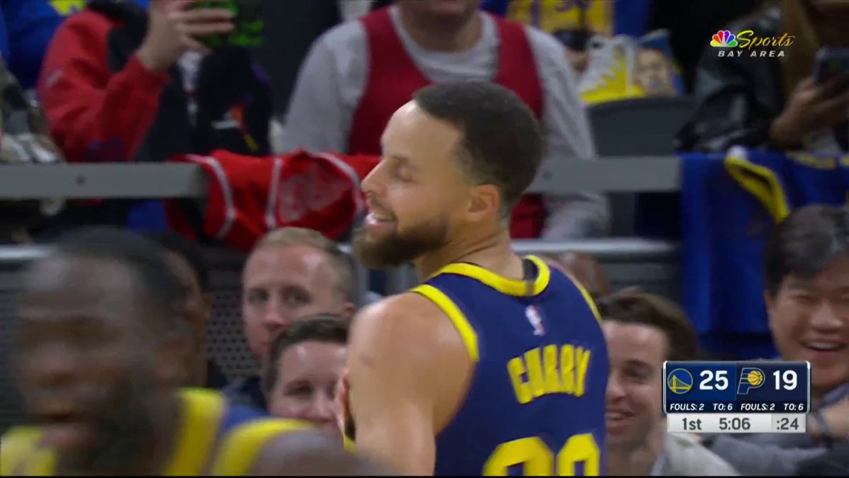Steph's 4 of 4 on threes 🤯