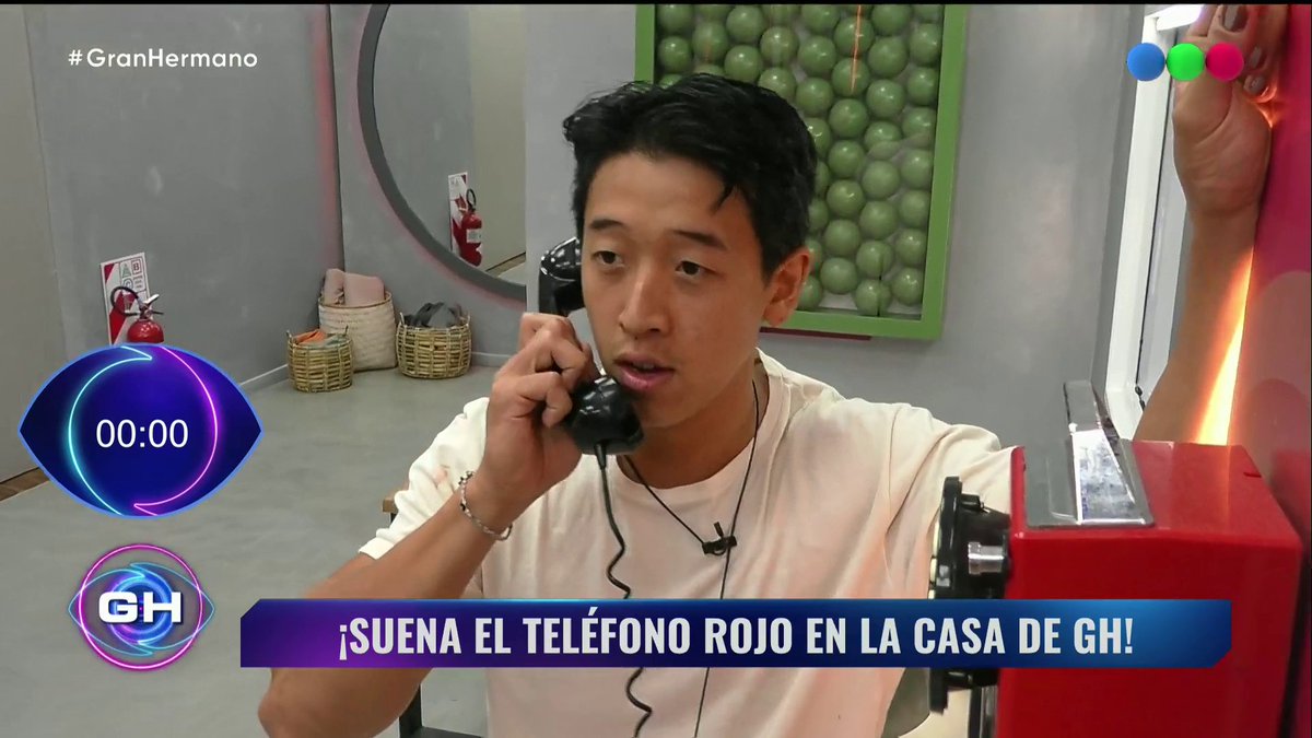 Martín atendió el teléfono y será el responsable de subir a 3 jugadores a placa 😱 👉🏼Seguí el minuto a minuto en y viví #GranHermano gratis las 24hs en DIRECTV LatinAmerica y DGO