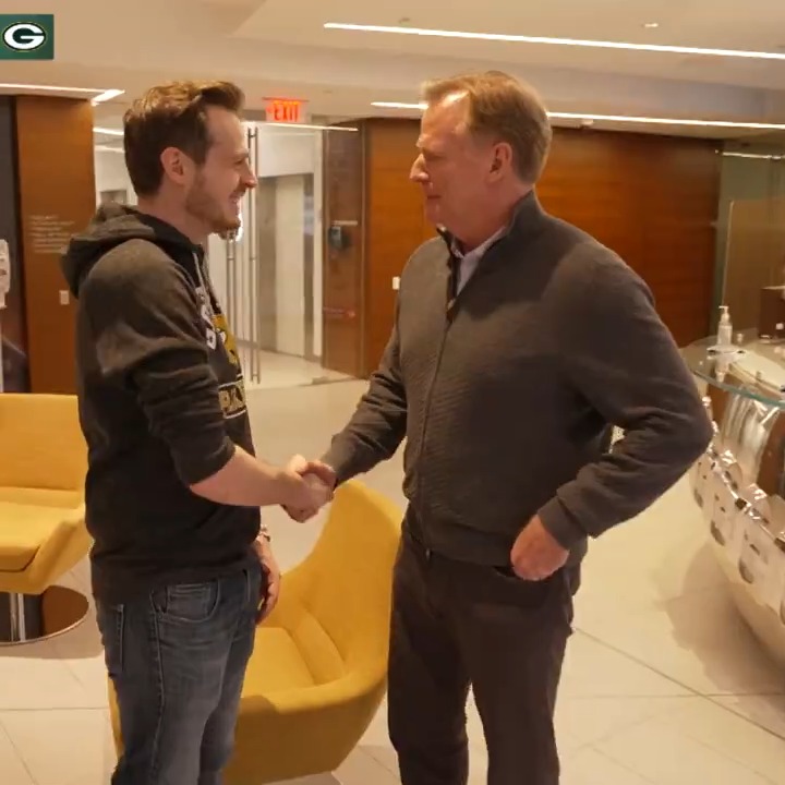 .Tom Grossi has been named the NFL Fan of the Year! Congratulations, Tom! 🏆🥳 #FanOfTheYear | #GoPackGo