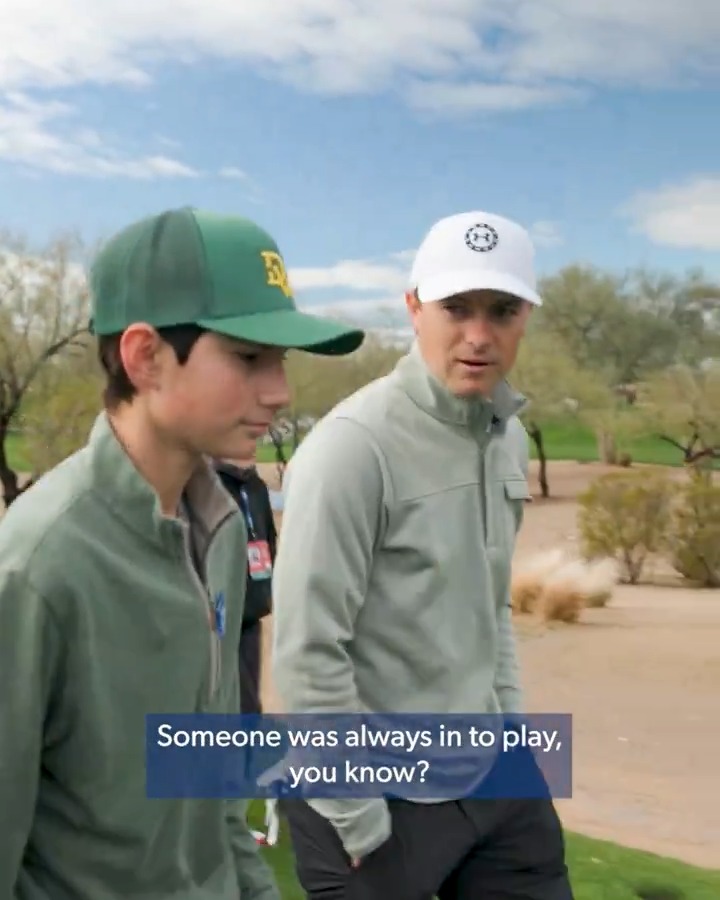 Taking the first swing at the Shot of Glory 👏 Make-A-Wish participant Sonny shared a special day with Jordan Spieth and many others on Wednesday WM Phoenix Open.