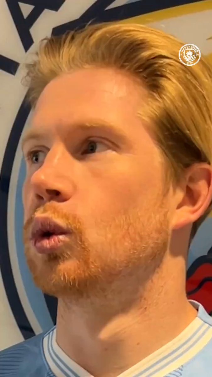 "Nice and spicy" 😅👌 January's Etihad Airways Player of the Month answers your questions 🍽️