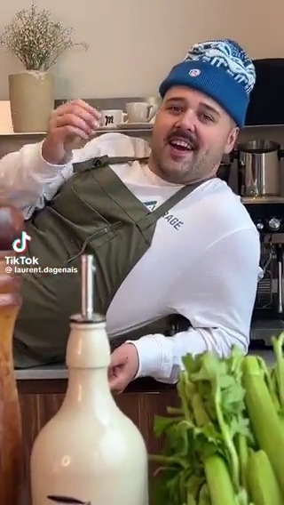 This lasagna is one of the first reasons we fell in love with Laurent Dagenais! The second was him taking a swig of that wine at :22 😂 #FNHotList