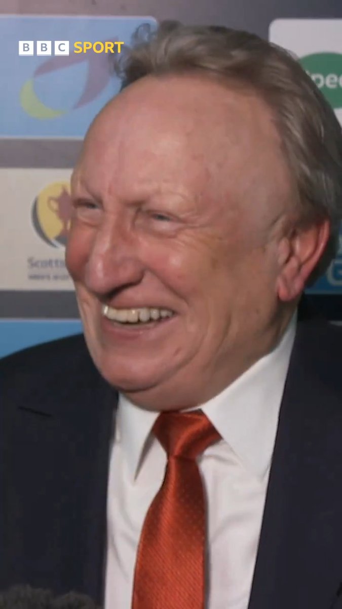 Neil Warnock with an honest assessment of Aberdeen's performance today 😂 #BBCFootball #ScottishCup