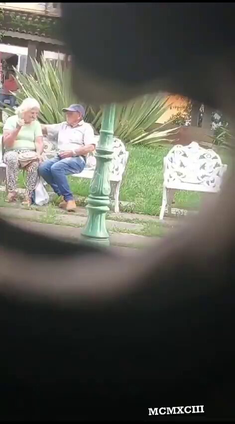 –Soñé contigo –¿Qué soñaste? –No me acuerdo…