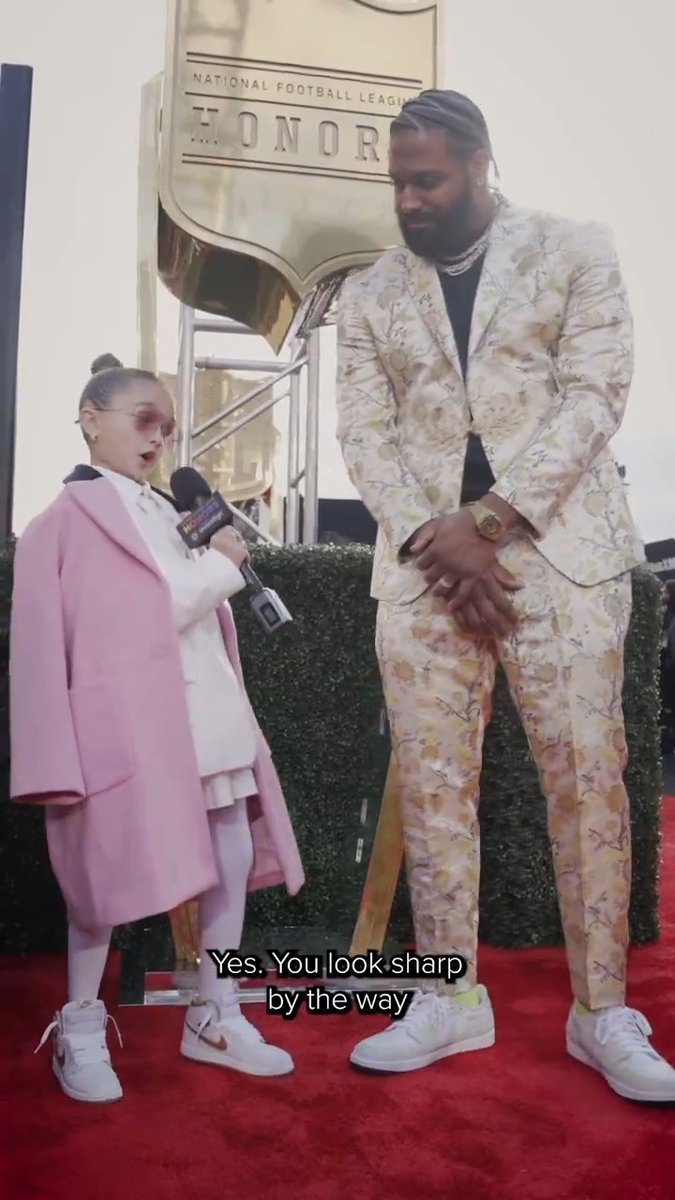 .Taylen Biggs took the #NFLHonors red carpet by storm 🙌